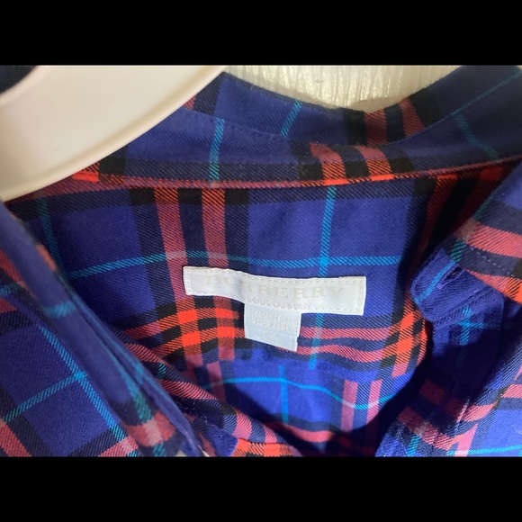 Boys Burberry. - Picture 2 of 2